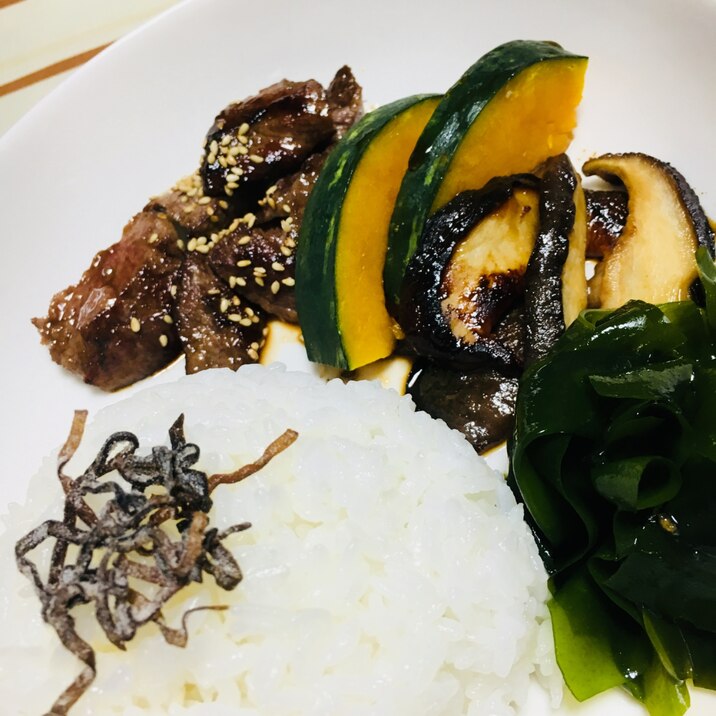 お一人様ステーキ肉のワンプレートランチ レシピ 作り方 By ともちんリボーン 楽天レシピ お一人様ステーキ肉のワンプレートランチ レシピ 作り方 By ともちんリボーン 楽天レシピ